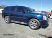 2004 Cadillac Escalade with VIN 1GYEC63T04R149591, listed as a Copart auction lot 56020425 with 163,088 mi miles and Salvage title. Bid and sale history available at DreamBid. Image 4.