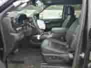 2023 Chevrolet Silverado 1500 LTZ с VIN 2GCUDGED7P1150891, выставлен на аукционе Copart как лот 84211915 с пробегом 21 952 миль миль и Списание • Salvage title. История ставок и продаж доступна на DreamBid. Изображение 7.