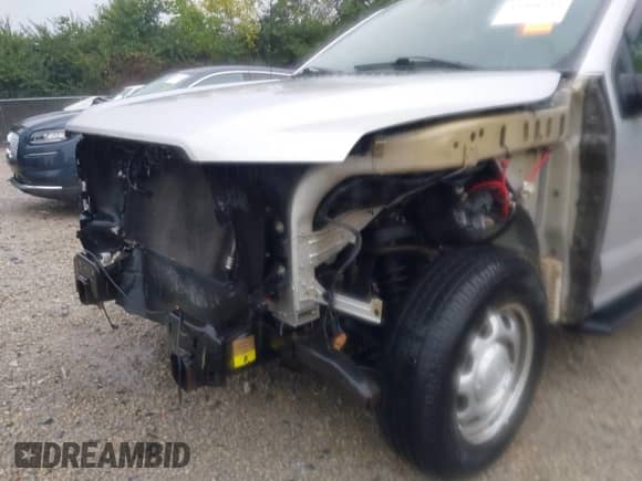 2017 Ford F-150 XL с VIN 1FTEX1C89HKD77872, выставлен на аукционе IAAI как лот 43360742 с пробегом 139 137 миль миль и . История ставок и продаж доступна на DreamBid. Изображение 6.