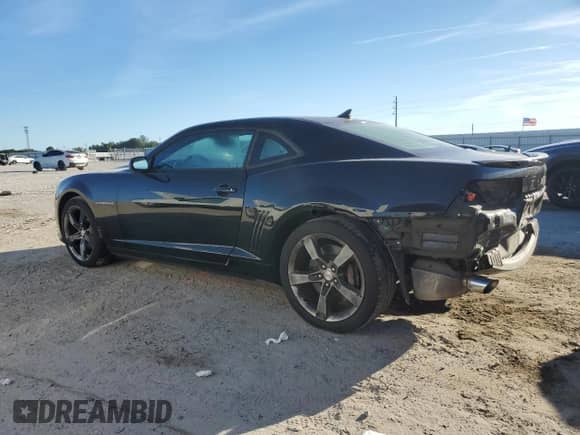 2010 Chevrolet Camaro 2SS with VIN 2G1FK1EJ0A9151562, listed as a Copart auction lot 82503225 with 287,594 mi miles and Salvage title. Bid and sale history available at DreamBid. Image 2.