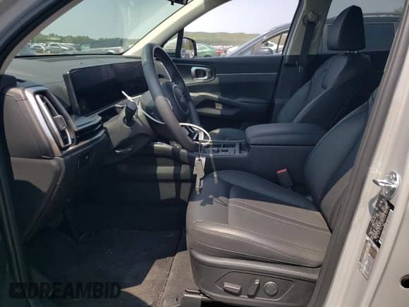 2025 Kia Sorento S z VIN 5XYRLDJC3SG372539, wystawiony jako Copart lot #66967995 z przebiegiem 1 875 mil mil oraz Szkoda całkowita • Salvage title. Historia ofert i sprzedaży dostępna na DreamBid. Obrazek 7.