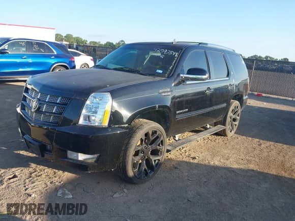 2014 Cadillac Escalade Premium with VIN 1GYS3CEF9ER209720, listed as a IAAI auction lot 42597544 with 223,862 mi miles and . Bid and sale history available at DreamBid. Image 17.