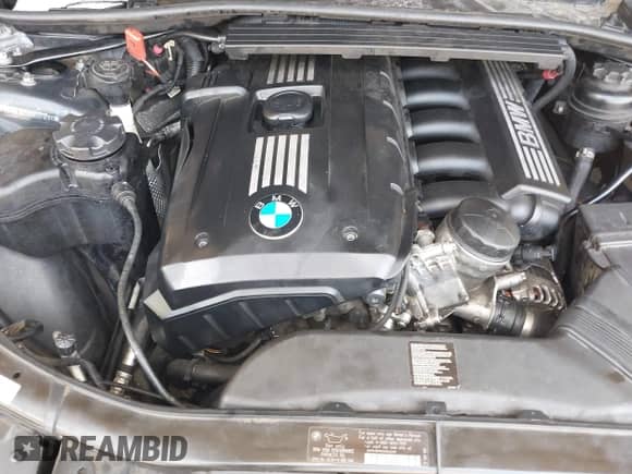 2013 BMW 3 Series 328i с VIN WBAKE3C59DE771744, выставлен на аукционе IAAI как лот 43028146 с пробегом 126 102 миль миль и . История ставок и продаж доступна на DreamBid. Изображение 6.