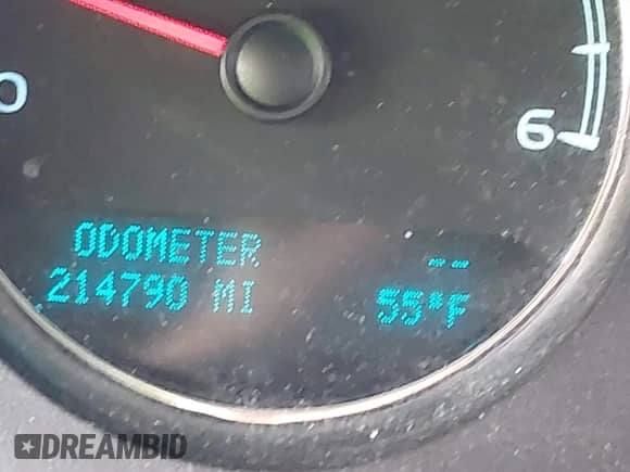 2009 Chevrolet Suburban LTZ z VIN 1GNFK36399R290858, wystawiony jako IAAI lot #42738830 z przebiegiem 214 790 mil mil oraz . Historia ofert i sprzedaży dostępna na DreamBid. Obrazek 7.