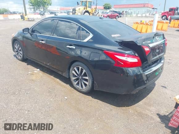 2016 Nissan Altima SV z VIN 1N4AL3AP9GC225864, wystawiony jako IAAI lot #42763474 z przebiegiem 186 551 mil mil oraz . Historia ofert i sprzedaży dostępna na DreamBid. Obrazek 3.