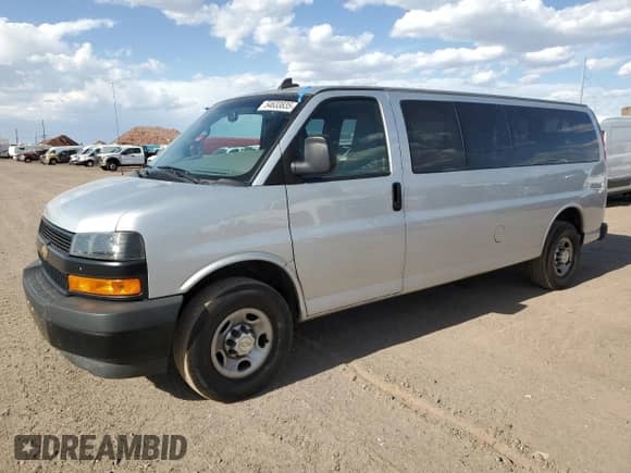 2020 Chevrolet Express Passenger LS с VIN 1GAZGNFP5L1268456, выставлен на аукционе Copart как лот 54633835 с пробегом 163 979 миль миль и Чистый • Clean title. История ставок и продаж доступна на DreamBid. Изображение 1.