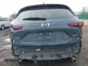 2022 Mazda CX-5 S Carbon Edition z VIN JM3KFBCM2N0529241, wystawiony jako IAAI lot #41708100 z przebiegiem 24 139 mil mil oraz . Historia ofert i sprzedaży dostępna na DreamBid. Obrazek 18.