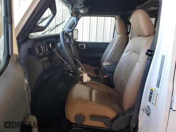 2021 Jeep Wrangler Unlimited Sahara Altitude z VIN 1C4HJXEN8MW503095, wystawiony jako Copart lot #52385135 z przebiegiem 19 814 mil mil oraz Szkoda całkowita • Salvage title. Historia ofert i sprzedaży dostępna na DreamBid. Obrazek 7.