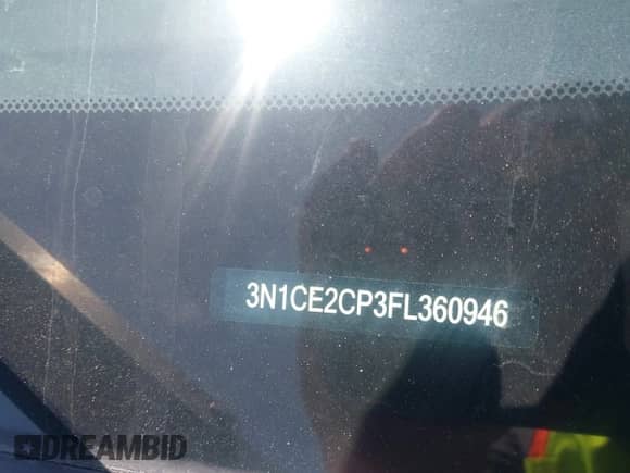 2015 Nissan Note S с VIN 3N1CE2CP3FL360946, выставлен на аукционе IAAI как лот 42849032 с пробегом Не указан миль и . История ставок и продаж доступна на DreamBid. Изображение 9.