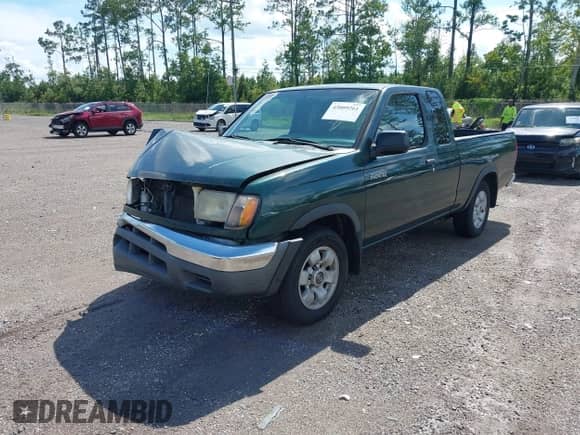 2000 Nissan Frontier XE с VIN 1N6DD26SXYC322632, выставлен на аукционе IAAI как лот 43009261 с пробегом Не указан миль и . История ставок и продаж доступна на DreamBid. Изображение 2.