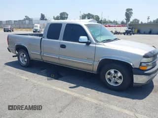 2000 Chevrolet Silverado 1500 LS with VIN 2GCEC19T7Y1175507, listed as a IAAI auction lot 42804455 with 206,403 mi miles and . Bid and sale history available at DreamBid. Image 1.