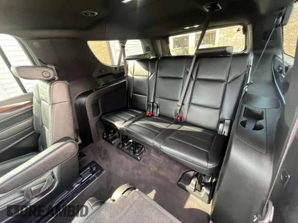 2023 Cadillac Escalade ESV 4WD Luxury с VIN 1GYS4JKL6PR233875, выставлен на аукционе Copart как лот 85948145 с пробегом 113 028 миль миль и Чистый • Clean title. История ставок и продаж доступна на DreamBid. Изображение 9.