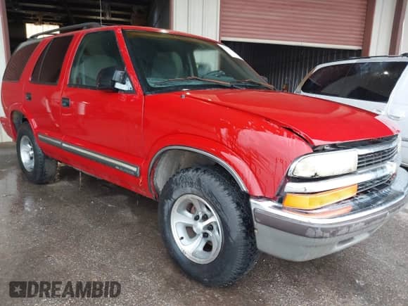 2001 Chevrolet Blazer LT with VIN 1GNCS13W112207118, listed as a IAAI auction lot 42783019 with 130,831 mi miles and . Bid and sale history available at DreamBid. Image 1.