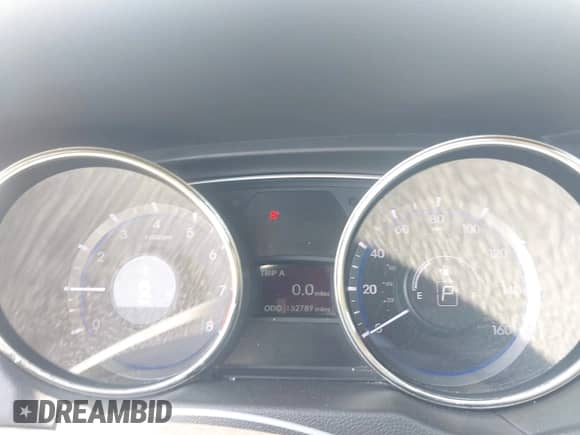 2011 Hyundai Sonata GLS z VIN 5NPEB4AC4BH128344, wystawiony jako IAAI lot #42872709 z przebiegiem 132 789 mil mil oraz . Historia ofert i sprzedaży dostępna na DreamBid. Obrazek 7.