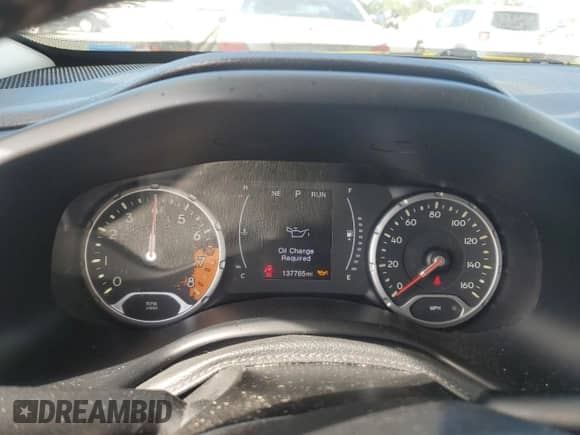 2017 Jeep Renegade Latitude с VIN ZACCJABB3HPE90213, выставлен на аукционе Copart как лот 70889635 с пробегом 137 765 миль миль и Списание • Salvage title. История ставок и продаж доступна на DreamBid. Изображение 9.