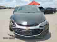 2019 Chevrolet Cruze LS с VIN 1G1BC5SM8K7147294, выставлен на аукционе Copart как лот 68270105 с пробегом 103 395 миль миль и Списание • Salvage title. История ставок и продаж доступна на DreamBid. Изображение 5.