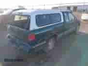 1996 Chevrolet S-10 LS с VIN 1GCCT19X1T8105176, выставлен на аукционе IAAI как лот 43342063 с пробегом 250 451 миль миль и . История ставок и продаж доступна на DreamBid. Изображение 4.