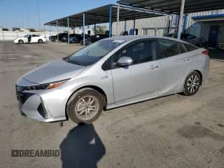 2022 Toyota Prius LE with VIN JTDKAMFP6N3225658, listed as a Copart auction lot 80901455 with 75,301 mi miles and Salvage title. Bid and sale history available at DreamBid. Image 1.