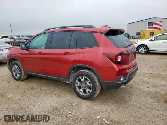 2023 Honda Passport TrailSport z VIN 5FNYF8H64PB000748, wystawiony jako Copart lot #67127955 z przebiegiem 55 188 mil mil oraz Czysty tytuł • Clean title. Historia ofert i sprzedaży dostępna na DreamBid. Obrazek 2.