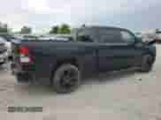 2022 Ram 1500 Big Horn z VIN 1C6SRFMT5NN162617, wystawiony jako Copart lot #58926075 z przebiegiem 60 916 mil mil oraz Szkoda całkowita • Salvage title. Historia ofert i sprzedaży dostępna na DreamBid. Obrazek 3.