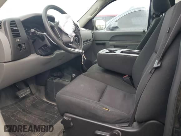2011 GMC Sierra 1500 Work Truck z VIN 1GTN2TEX1BZ420310, wystawiony jako Copart lot #86095734 z przebiegiem 83 126 mil mil oraz Szkoda całkowita • Salvage title. Historia ofert i sprzedaży dostępna na DreamBid. Obrazek 7.