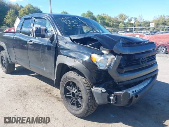2017 Toyota Tundra SR with VIN 5TFUM5F16HX070124, listed as a IAAI auction lot 43340120 with 274,663 mi miles and . Bid and sale history available at DreamBid. Image 1.