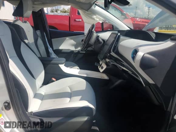 2018 Toyota Prius Two с VIN JTDKARFU7J3554673, выставлен на аукционе Copart как лот 80738925 с пробегом 49 737 миль миль и На запчасти • Non repairable. История ставок и продаж доступна на DreamBid. Изображение 7.