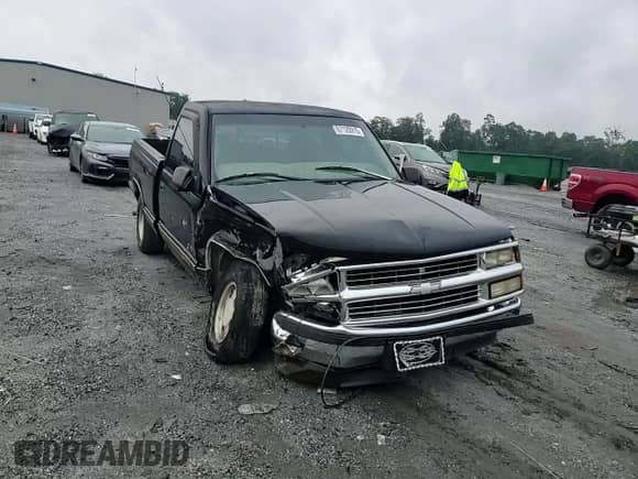 1997 Chevrolet Silverado 1500 with VIN 1GCEC14R2VZ207259, listed as a Copart auction lot 67120915 with 193,827 mi miles and Salvage title. Bid and sale history available at DreamBid. Image 13.