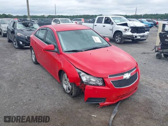 2014 Chevrolet Cruze 1LT с VIN 1G1PC5SBXE7307927, выставлен на аукционе IAAI как лот 42874829 с пробегом 31 174 миль миль и . История ставок и продаж доступна на DreamBid. Изображение 1.