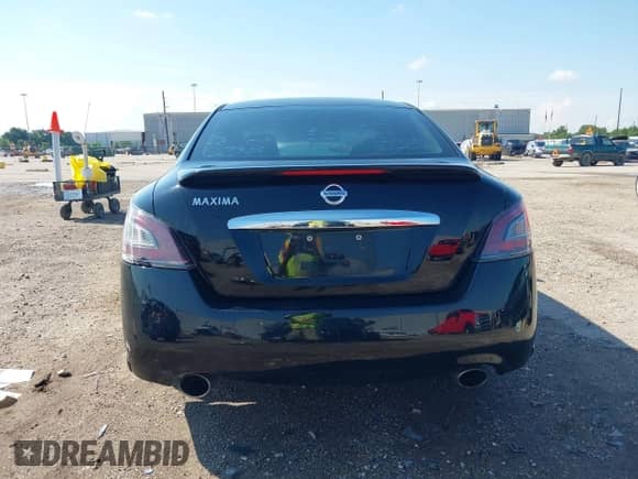 2014 Nissan Maxima S z VIN 1N4AA5AP4EC498516, wystawiony jako IAAI lot #43125499 z przebiegiem 159 797 mil mil oraz . Historia ofert i sprzedaży dostępna na DreamBid. Obrazek 17.
