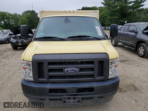 2021 Ford Econoline Cargo с VIN 1FDXE4FN2MDC34418, выставлен на аукционе Copart как лот 62347935 с пробегом 88 788 миль миль и Чистый • Clean title. История ставок и продаж доступна на DreamBid. Изображение 5.