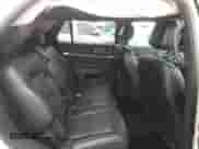 2017 Ford Explorer Limited z VIN 1FM5K8F8XHGC35774, wystawiony jako Copart lot #70104315 z przebiegiem 109 548 mil mil oraz Czysty tytuł • Clean title. Historia ofert i sprzedaży dostępna na DreamBid. Obrazek 11.