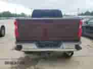 2024 Chevrolet Silverado 3500HD LTZ z VIN 1GC4YUEYXRF318878, wystawiony jako Copart lot #64883684 z przebiegiem 3 837 mil mil oraz Szkoda całkowita • Salvage title. Historia ofert i sprzedaży dostępna na DreamBid. Obrazek 6.