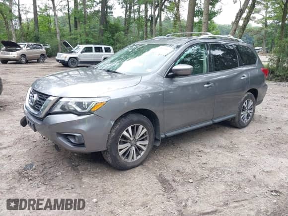 2020 Nissan Pathfinder SV with VIN 5N1DR2BN9LC595733, listed as a IAAI auction lot 42523013 with 180,328 mi miles and . Bid and sale history available at DreamBid. Image 17.