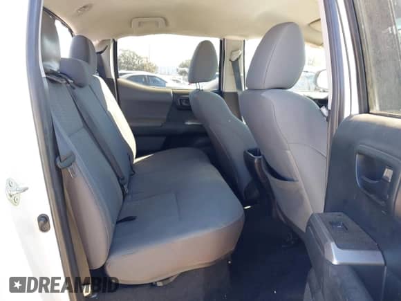 2016 Toyota Tacoma SR5 with VIN 5TFAZ5CN6GX006630, listed as a IAAI auction lot 43452656 with 61,207 mi miles and . Bid and sale history available at DreamBid. Image 8.