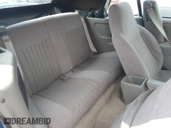 1993 Chevrolet Cavalier с VIN 1G1JF34T2P7101477, выставлен на аукционе Copart как лот 64758905 с пробегом 111 665 миль миль и Списание • Salvage title. История ставок и продаж доступна на DreamBid. Изображение 10.