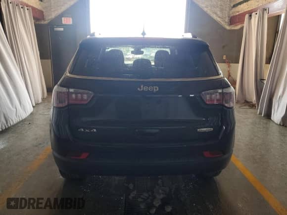2019 Jeep Compass Latitude с VIN 3C4NJDBB4KT600731, выставлен на аукционе Copart как лот 81387255 с пробегом 74 131 миль миль и Чистый • Clean title. История ставок и продаж доступна на DreamBid. Изображение 6.