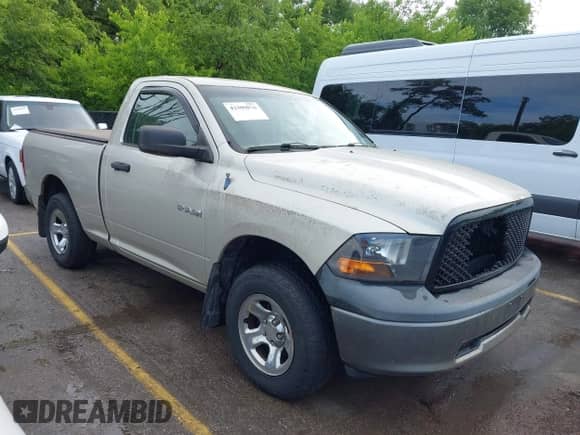 2009 Dodge 1500 ST с VIN 1D3HV16P59J524953, выставлен на аукционе IAAI как лот 42309876 с пробегом 133 768 миль миль и . История ставок и продаж доступна на DreamBid. Изображение 1.