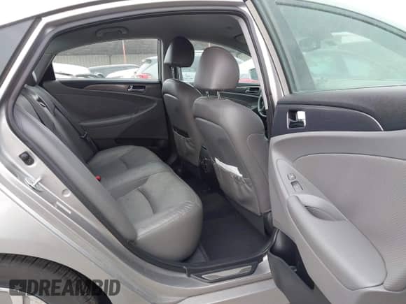 2013 Hyundai Sonata Limited with VIN KMHEC4A46DA092099, listed as a IAAI auction lot 42173935 with 134,220 mi miles and . Bid and sale history available at DreamBid. Image 8.