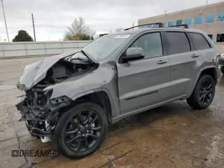 2022 Jeep Grand Cherokee Laredo E с VIN 1C4RJFAGXNC118923, выставлен на аукционе Copart как лот 51288515 с пробегом 15 112 миль миль и Списание • Salvage title. История ставок и продаж доступна на DreamBid. Изображение 1.