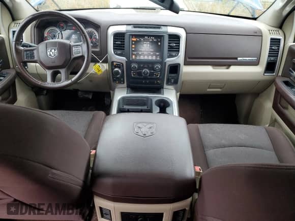 2016 Ram 1500 Outdoorsman z VIN 1C6RR7LT6GS175239, wystawiony jako Copart lot #86280815 z przebiegiem 75 286 mil mil oraz Szkoda całkowita • Salvage title. Historia ofert i sprzedaży dostępna na DreamBid. Obrazek 8.