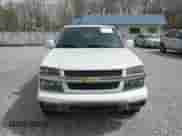 2011 Chevrolet Colorado 1LT z VIN 1GCHTCFE6B8141559, wystawiony jako IAAI lot #41812559 z przebiegiem 147 848 mil mil oraz . Historia ofert i sprzedaży dostępna na DreamBid. Obrazek 12.