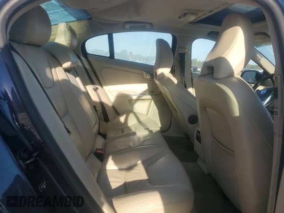 2012 Volvo S60 T6 с VIN YV1902FH7C2099466, выставлен на аукционе Copart как лот 81548345 с пробегом 156 658 миль миль и Списание • Salvage title. История ставок и продаж доступна на DreamBid. Изображение 10.