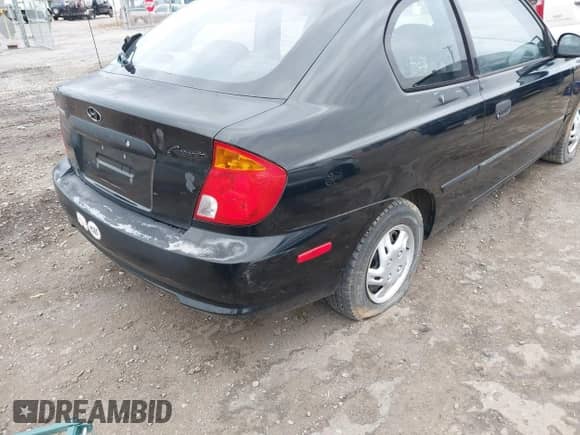 2003 Hyundai Accent GL с VIN KMHCG35C03U266673, выставлен на аукционе IAAI как лот 38459384 с пробегом 103 538 миль миль и . История ставок и продаж доступна на DreamBid. Изображение 6.