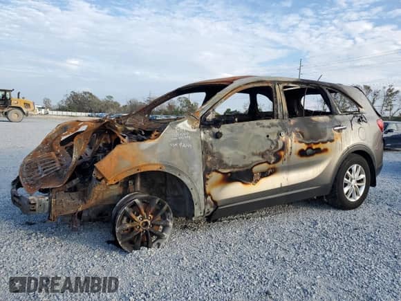 2018 Kia Sorento L with VIN 5XYPG4A31JG426169, listed as a Copart auction lot 86287474 with Not provided miles and Non repairable. Bid and sale history available at DreamBid. Image 1.