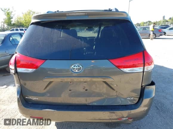 2011 Toyota Sienna XLE AAS with VIN 5TDYK3DC2BS162683, listed as a IAAI auction lot 43076269 with 181,260 mi miles and . Bid and sale history available at DreamBid. Image 16.
