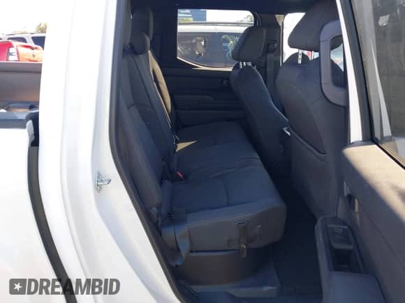 2024 Toyota Tacoma TRD Off Road с VIN 3TMLB5JN5RM057125, выставлен на аукционе IAAI как лот 43274488 с пробегом 22 542 миль миль и . История ставок и продаж доступна на DreamBid. Изображение 8.