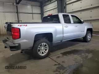 2016 Chevrolet Silverado 1500 LT z VIN 1GCVKREC3GZ405055, wystawiony jako Copart lot #71188225 z przebiegiem 117 897 mil mil oraz Szkoda całkowita • Salvage title. Historia ofert i sprzedaży dostępna na DreamBid. Obrazek 3.