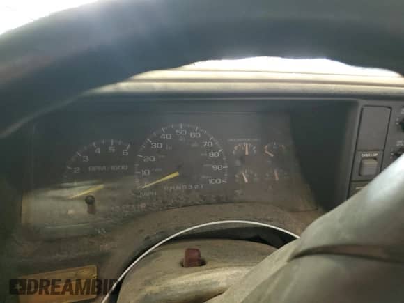 1997 Chevrolet Silverado 1500 with VIN 1GCEC14M4VZ146081, listed as a Copart auction lot 65327915 with Not provided miles and Clean title. Bid and sale history available at DreamBid. Image 9.