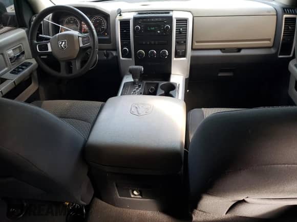 2010 Dodge 1500 ST с VIN 1D7RV1GP7AS160521, выставлен на аукционе Copart как лот 86634064 с пробегом 195 630 миль миль и Списание • Salvage title. История ставок и продаж доступна на DreamBid. Изображение 8.
